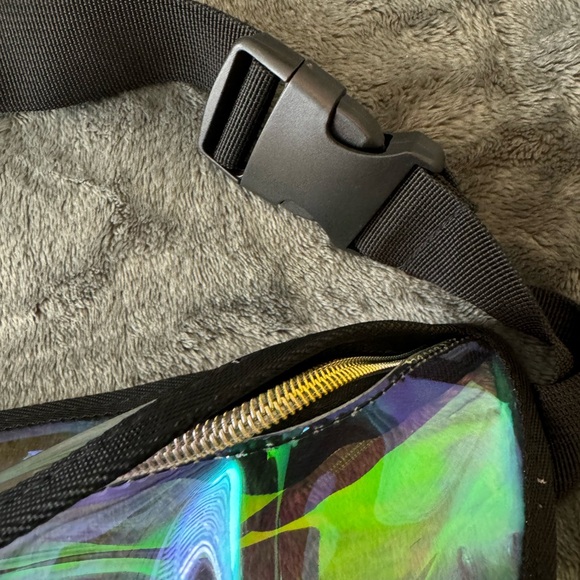 Absolut Vodka Rainbow Pride Fanny Pack! Very cool Fanny pack with multi color - Picture 10 of 13